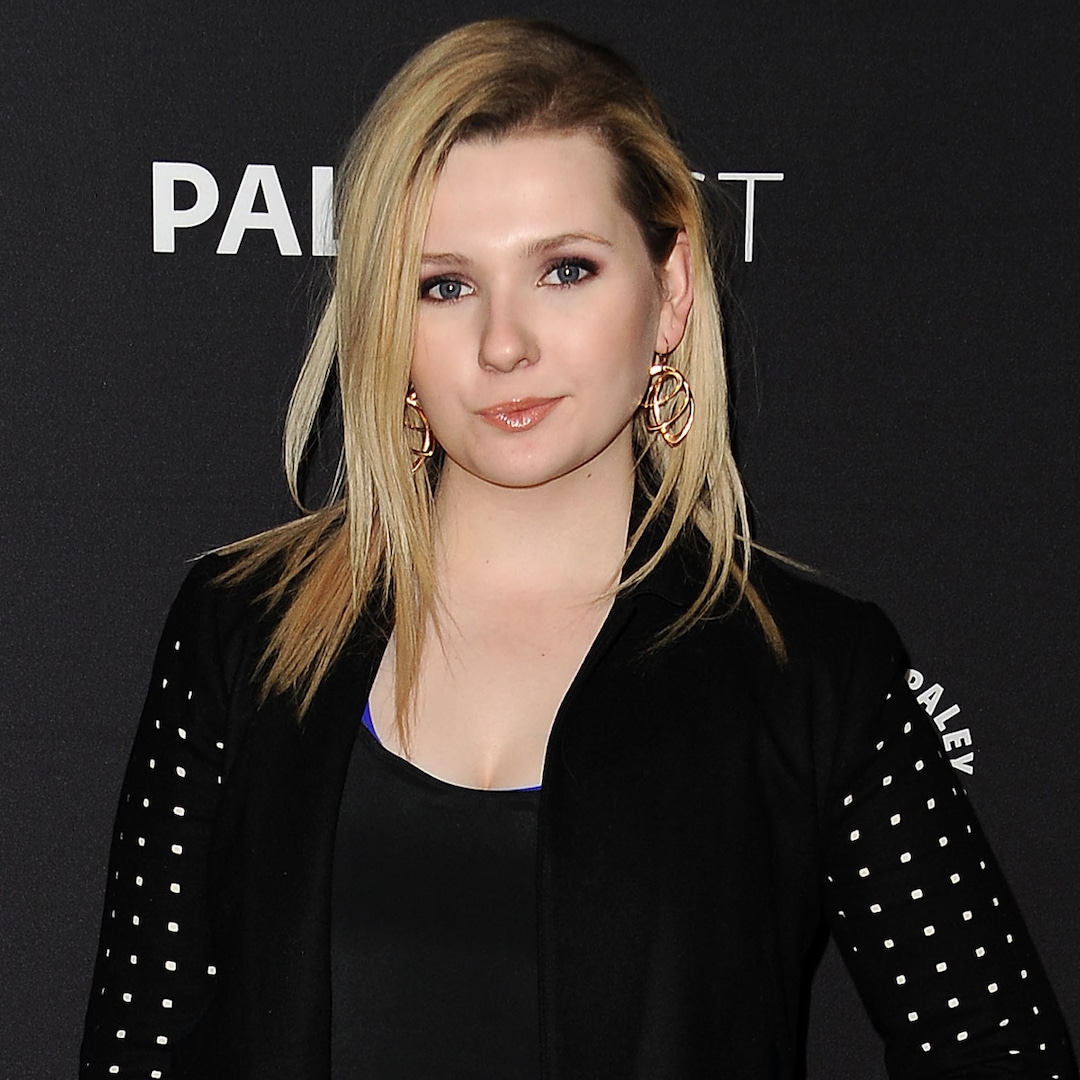 Abigail Breslin closes COVID-19’s “disgusting” comment about dad